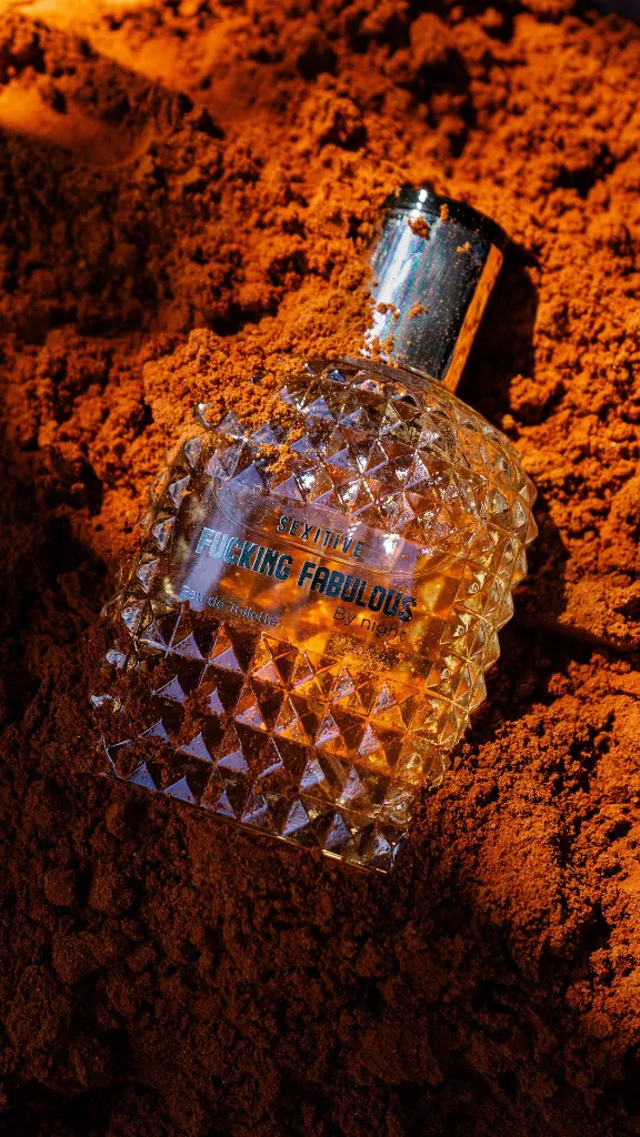 Perfume_Fucking16.webp