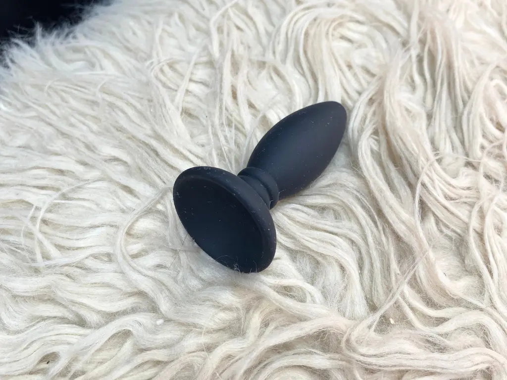 Plug Bala Ventosa Siliconado Negro - S